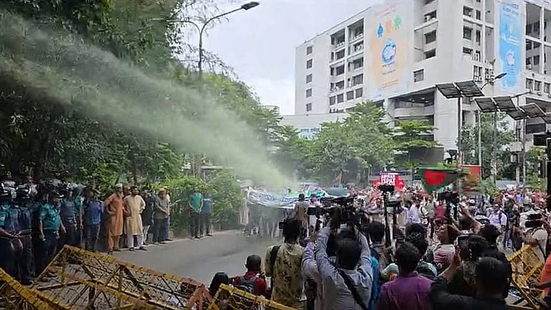 Police disperse ex-BDR personnel protest, take several into custody