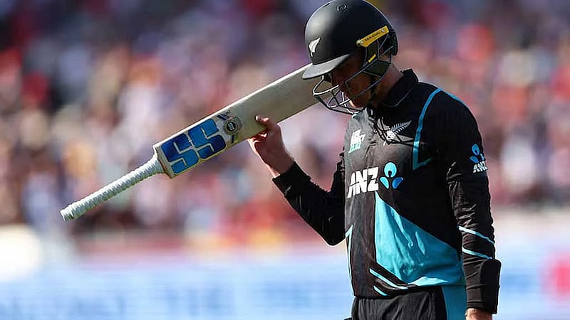 Injured NZ opener Allen out of T20 tri-series in Zimbabwe