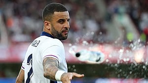 Burnley sign England defender Walker on a two-year deal