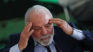 Brazil's Lula approved to visit Kirchner under house arrest, media reports