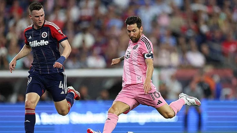 Messi brace breaks MLS scoring record in Miami win