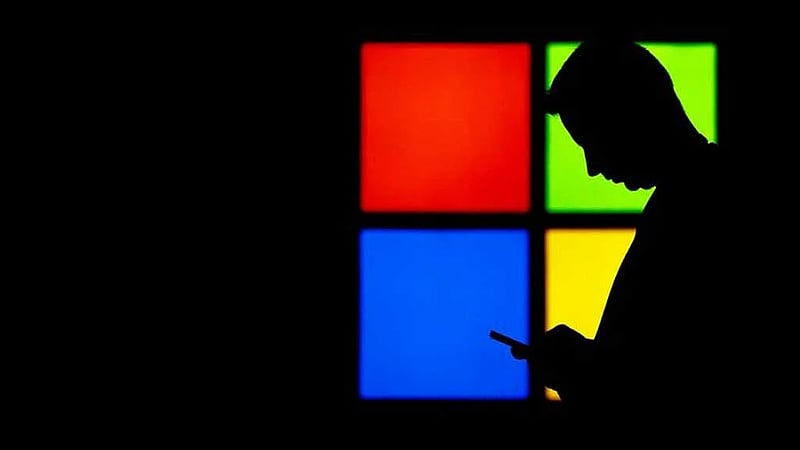 Microsoft server hack hit about 100 organisations, researchers say