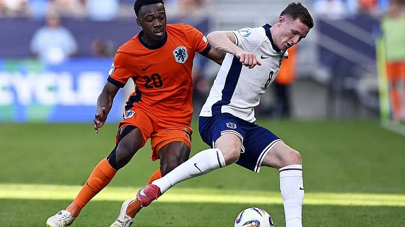 Brentford sign Dutch midfielder Milambo from Feyenoord