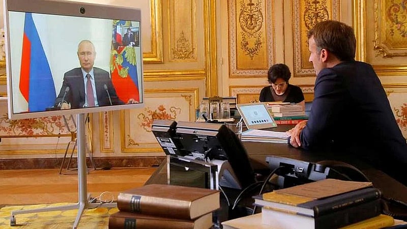 Putin, Macron discuss Iran, Ukraine in first phone call in nearly three years
