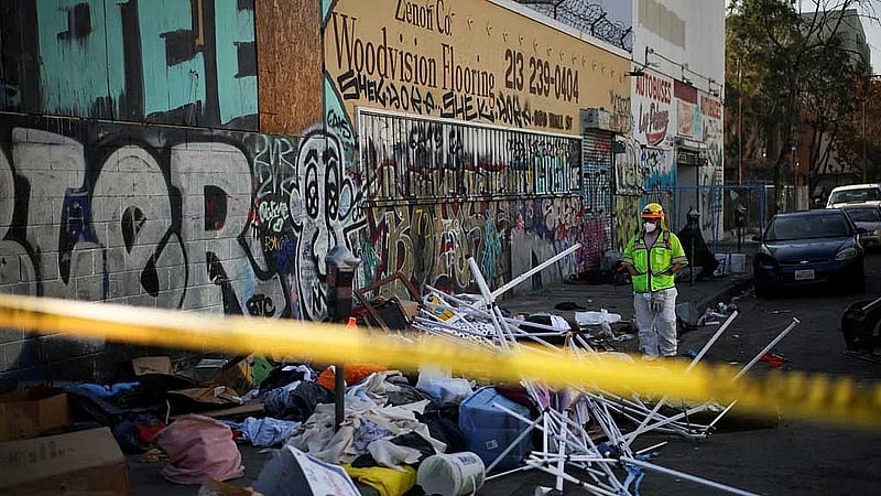 Trump orders crackdown on homeless encampments nationwide