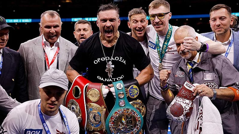 Usyk demolishes Dubois with fifth-round knockout to reclaim undisputed crown