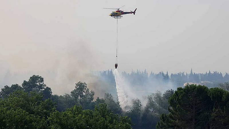 More than 18,000 people in lockdown as wildfire rages in Catalonia