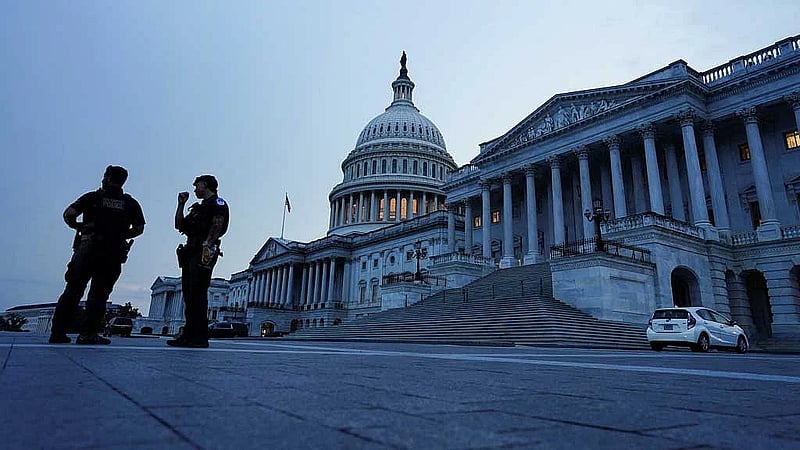 US Senate pushes ahead on Trump tax cuts as nonpartisan analysis raises price tag