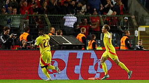 De Bruyne to the rescue as Belgium hold off gallant Welsh fightback