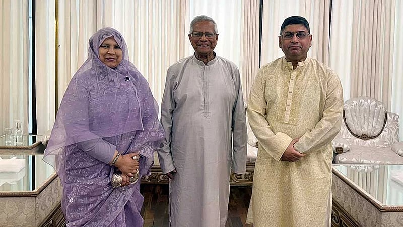 Army, Navy chiefs meet with Chief Advisor Yunus on Eid
