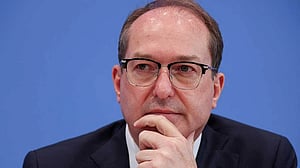Germany seeks Israeli partnership on cyberdefence, plans 'cyber dome'