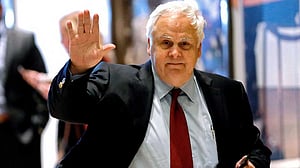 FedEx founder and executive chairman Frederick Smith has died, CEO tells staff