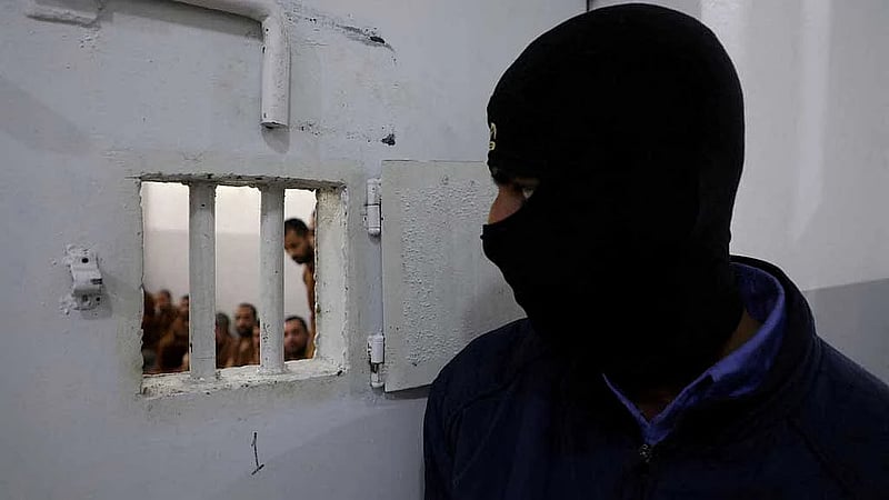 Islamic State reactivating fighters, eying comeback in Syria and Iraq