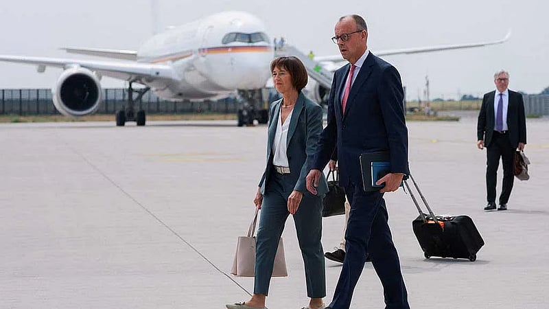 German chancellor urges G7 to show unity in tackling Israel-Iran conflict