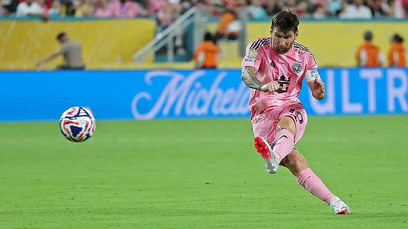 No goal, but Messi's influence on show in Club World Cup opener