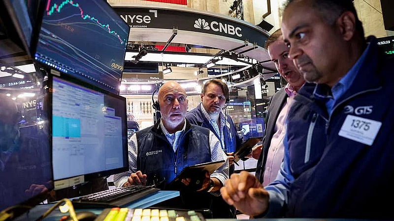 US stocks end lower, crude gains as Trump-Musk row distracts from trade talks, data