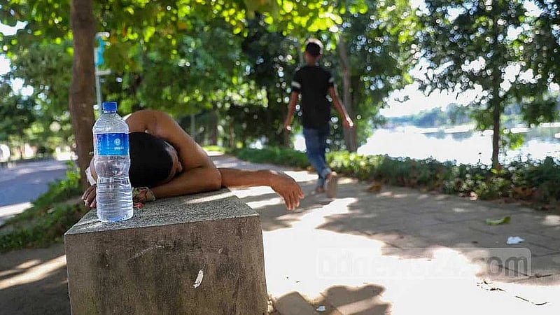 Oppressive heat likely to persist despite fall in temperatures