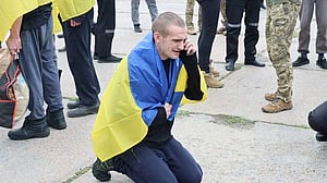 Ukraine and Russia exchange wounded, ill prisoners of war