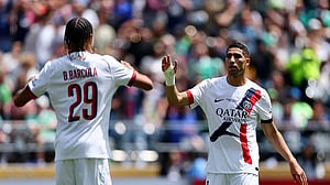 PSG beat Seattle to reach knockout stage at Club World Cup
