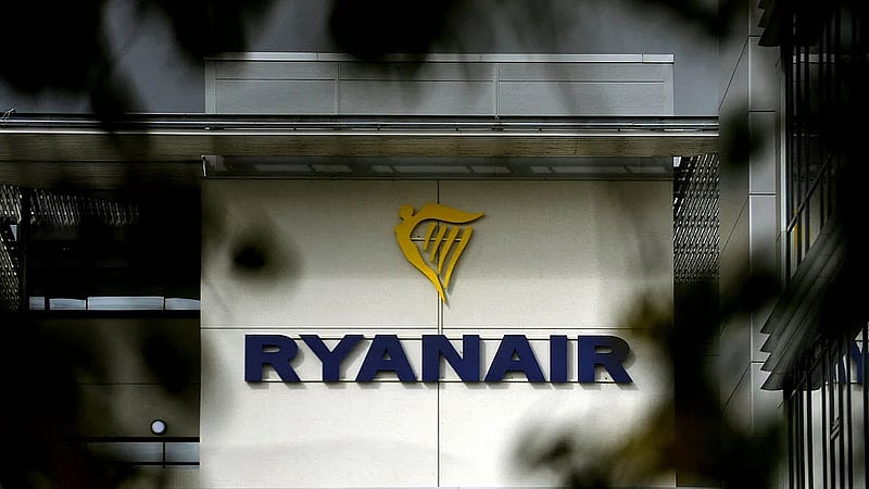 Nine injured in Ryanair emergency landing in Germany