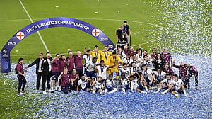 England retain Euro Under-21 title after Rowe extra time goal sinks Germany