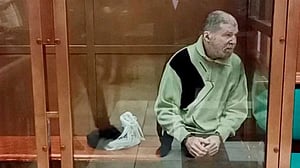 From a Russian prison, US schoolteacher tells lawyers he was grabbed by Moscow's soldiers