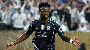 Vinicius dazzles as Real Madrid ease past Salzburg into Club World Cup round of 16