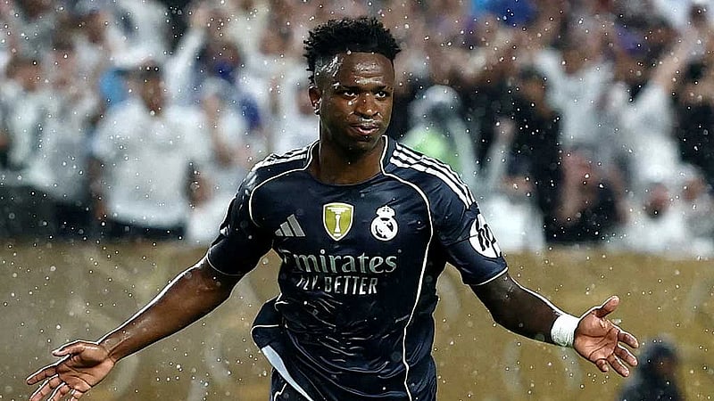 Vinicius dazzles as Real Madrid ease past Salzburg into Club World Cup round of 16