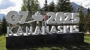 G7 leaders meet in Canada hoping to avoid Trump clash