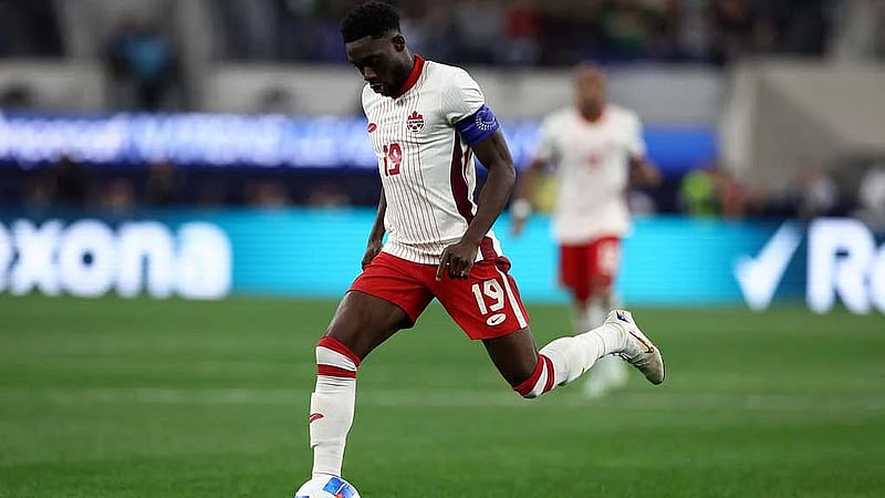 Bayern fume over Davies' injury on international duty with Canada