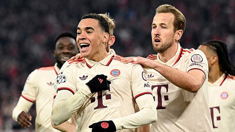 Kane double as Bayern outclass error-prone Leverkusen 3-0