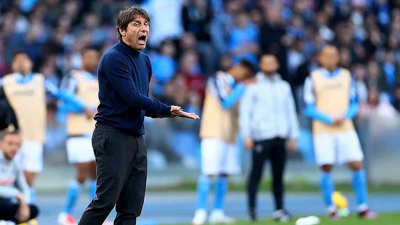 Napoli wary of lowly Venezia, says Conte