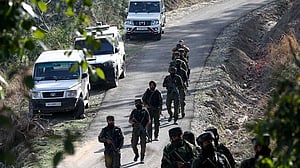 Four policemen, two militants killed in gun battle in India's Kashmir