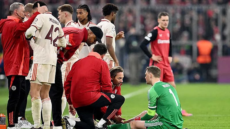 Bayern keeper Neuer sidelined with calf injury suffered in goal celebration