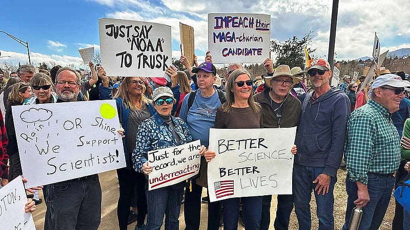 Over 1,000 protest NOAA scientist layoffs in Colorado