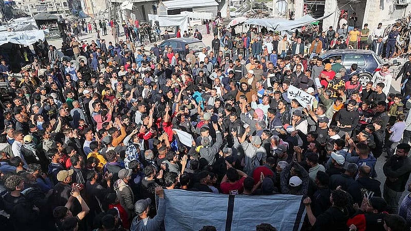 Militants warn against helping Israel with Gaza protests