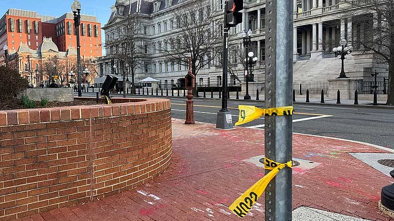 US Secret Service shoots armed man near White House overnight, agency says
