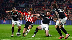 Rampant Arsenal thrash PSV 7-1 away in Champions League rout