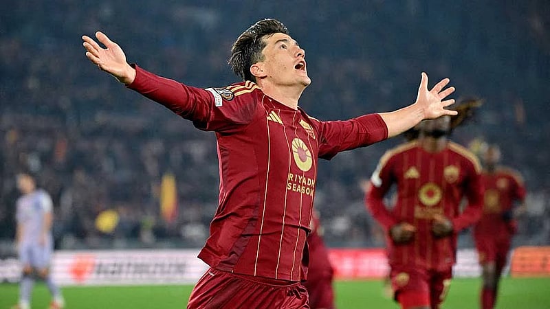 Roma snatch late victory over Bilbao, nine-man Lazio win at Plzen