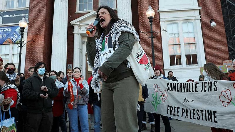 US judge halts deportation of Turkish student at Tufts