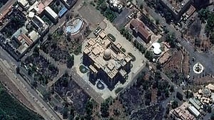 Sudan army surrounds Khartoum airport, sources say, in battle for capital
