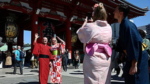 Cherry blossom, free visas and stronger rouble see Russians flock to Japan