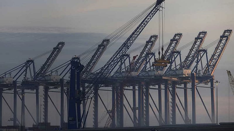 Trump says US will maintain 10% tariffs even after trade deals