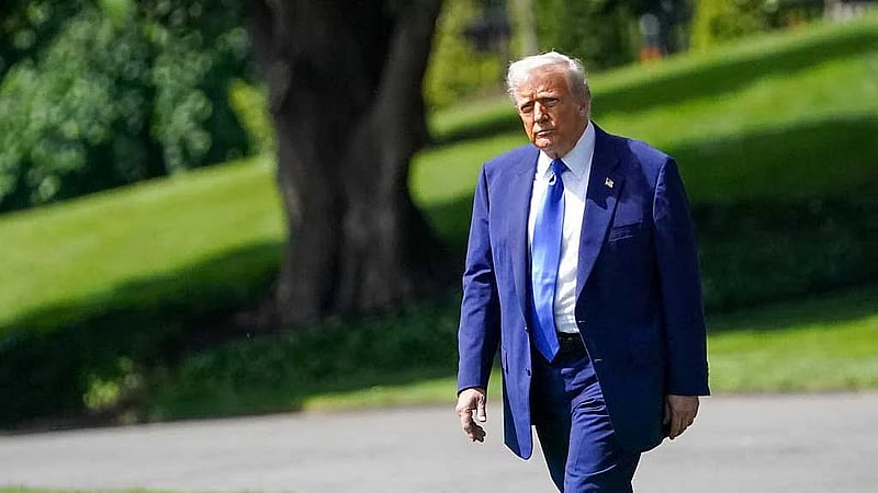 Trump says it would be 'stupid' not to accept gift of Qatari plane