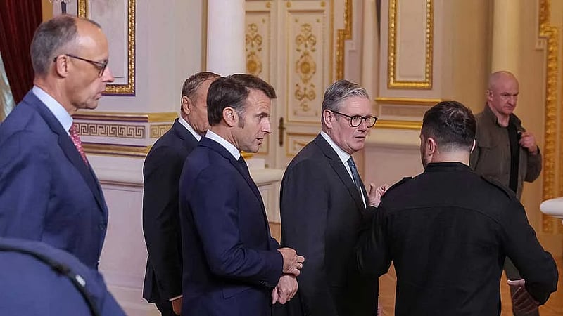 European leaders tell Putin to agree to Ukraine ceasefire or face new sanctions