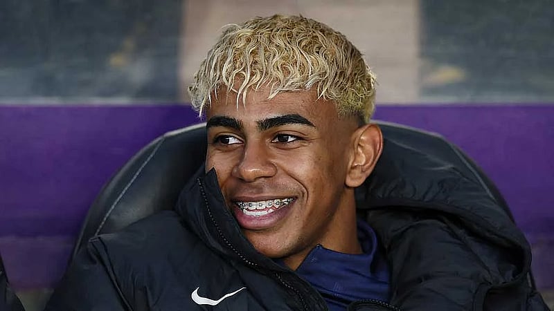 Inter must step up to shackle Barca's Yamal, says Bastoni