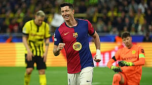 Barcelona's Lewandowski fit but to start on bench against Inter Milan, says Flick