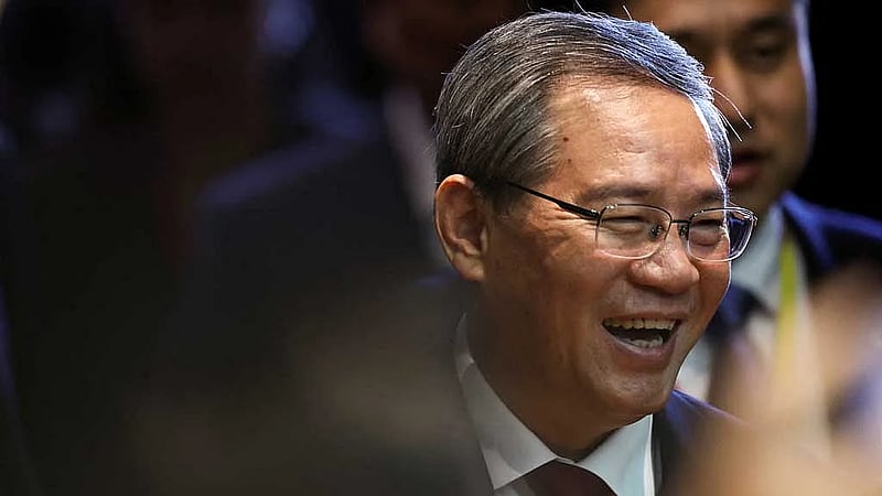 China wants to work with Indonesia to tackle risks, challenges, Premier Li says