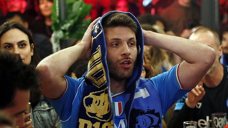 Serie A players to face automatic 25% pay cut if relegated