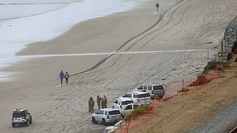 Three dead after boat capsizes near San Diego in suspected migrant smuggling effort
